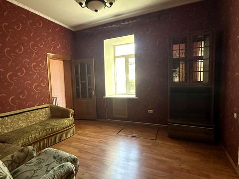 квартира за адресою Щаслива вул. (1 Травня), 12