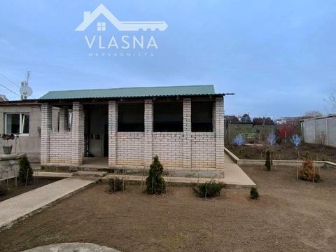 будинок за адресою Шкільна