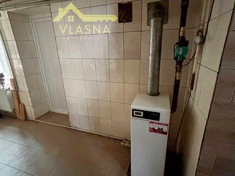 будинок за адресою Шкільна
