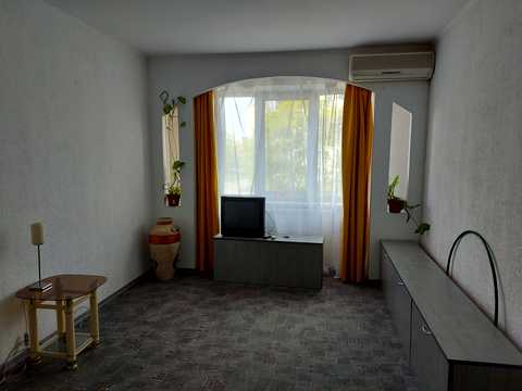 квартира по адресу Героев Днепра ул., 38-Б