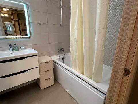 квартира за адресою Домобудівельна вул., 9