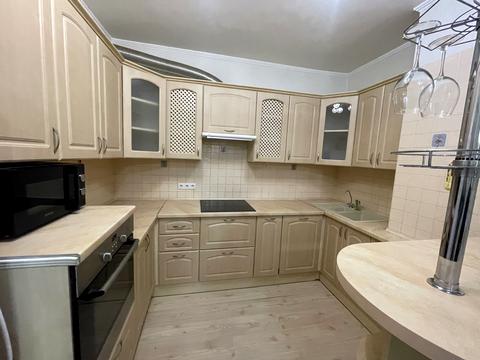 квартира за адресою Срібнокільська вул., 2-А