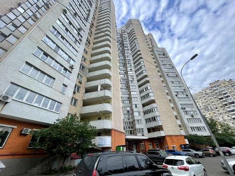 квартира за адресою Срібнокільська вул., 2-А