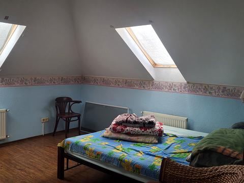 комерційна за адресою Заставська, 8