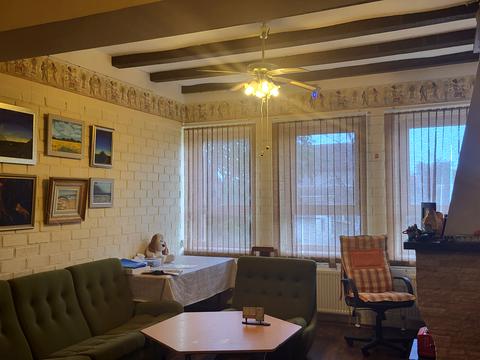 комерційна за адресою Заставська, 8
