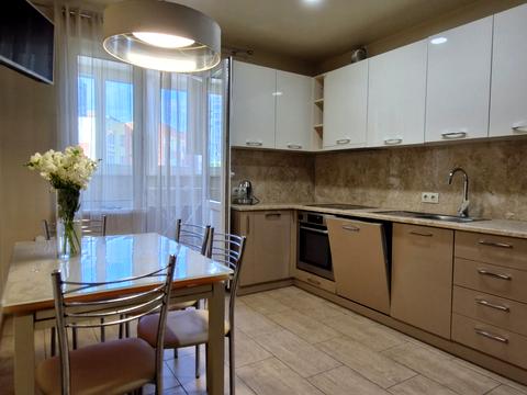 квартира по адресу Юлии Здановской ул. (Ломоносова), 85-А