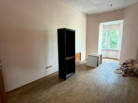 комерційна за адресою 93-ї Холодноярської Бригади вул., 5