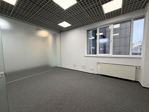комерційна за адресою Сім'ї Прахових вул. (Гайдара), 52