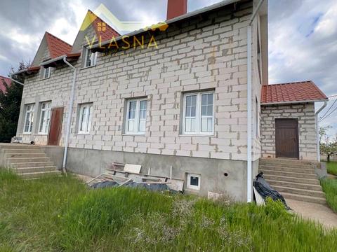 дом по адресу Шкільна ул., 1