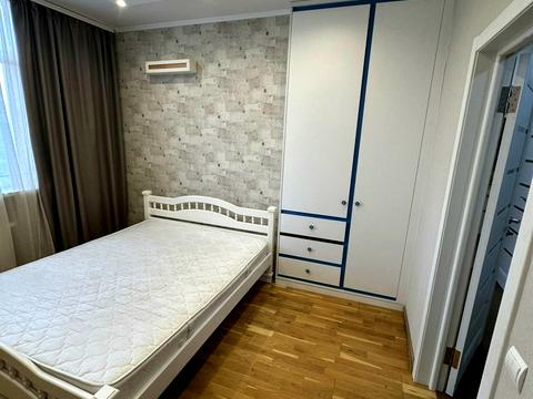 квартира за адресою Сім'ї Кульженків вул. (Петра Дегтяренка), 35