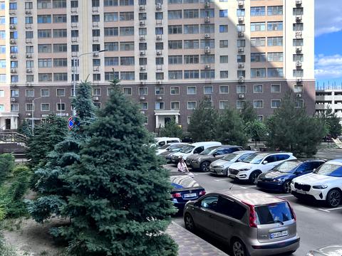 квартира за адресою Академіка Сахарова вул., 36