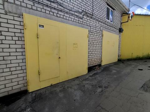 комерційна за адресою Олександра Чабана вул. (Білогорська), 92В