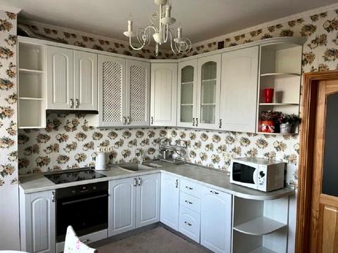 квартира за адресою Академіка Глушкова просп., 9-В