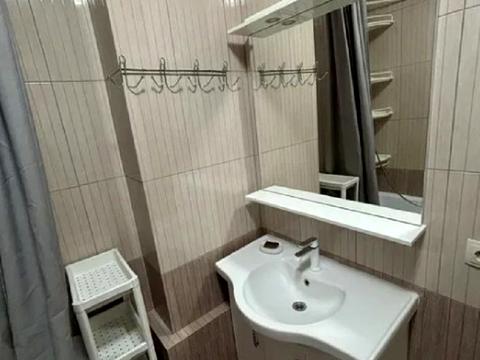 квартира за адресою Академіка Глушкова просп., 9-В