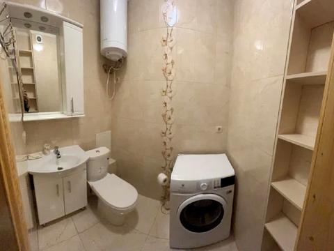 квартира за адресою Академіка Глушкова просп., 9-В