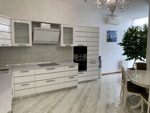 квартира за адресою Євгена Коновальця вул. (Щорса), 44-А