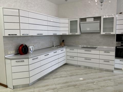квартира за адресою Євгена Коновальця вул. (Щорса), 44-А