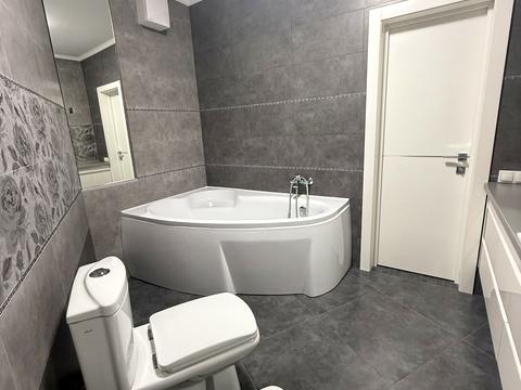 квартира за адресою Софії Русової вул., 3