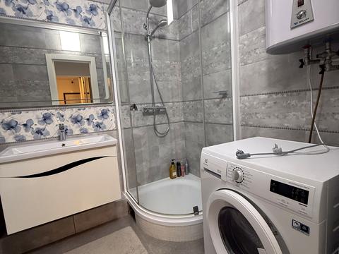 квартира за адресою Софії Русової вул., 3