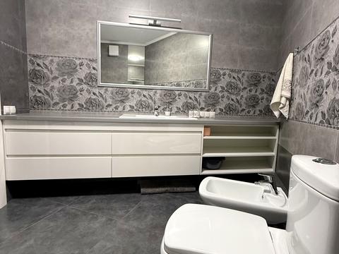 квартира за адресою Софії Русової вул., 3