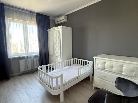 квартира за адресою Софії Русової вул., 3