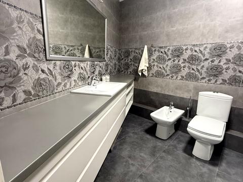 квартира за адресою Софії Русової вул., 3