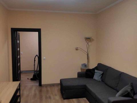 квартира за адресою Академіка Глушкова просп., 9-Г