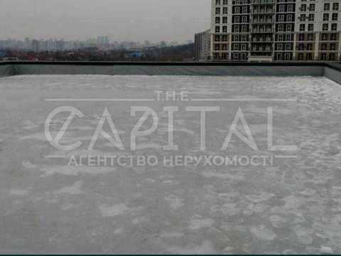 комерційна за адресою Практична вул., 8