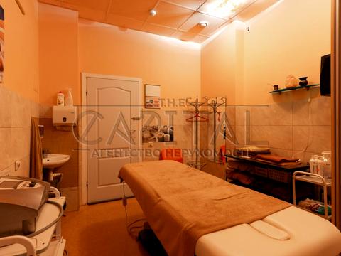 комерційна за адресою Петра Григоренка просп., 28