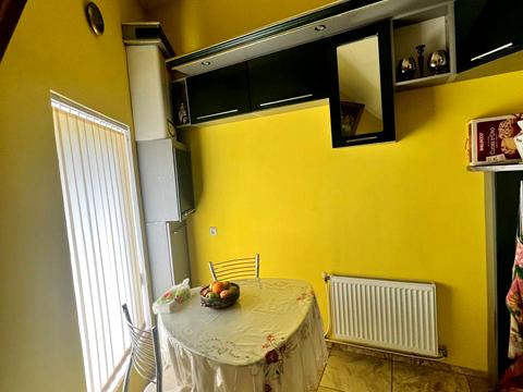 квартира за адресою Угорницька вул., 10а
