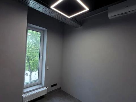 коммерческая по адресу Филиппа Орлика просп. (Ілліча), 16