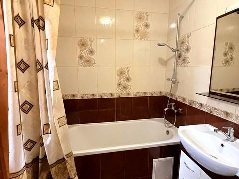 квартира по адресу Підпечерська ул., 8