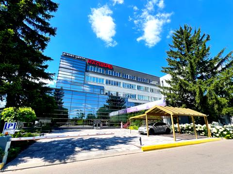 коммерческая по адресу Киевская ул., 4