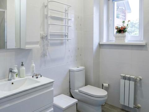 будинок за адресою с. Крюківщина, Нова Виноградна вул., 10