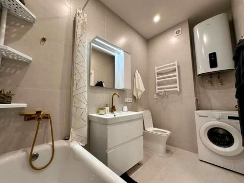 квартира за адресою Зелена вул., 111-Д