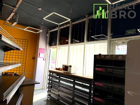 комерційна за адресою Свободи вул., 14