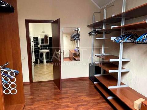 будинок за адресою Лугова вул.