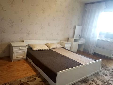 квартира за адресою Академіка Заболотного вул., 72