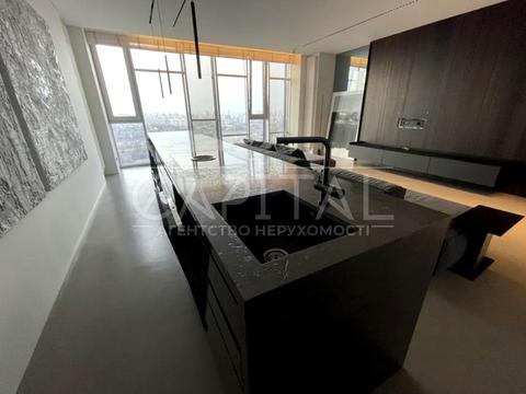 квартира по адресу Авиаконструктора Антонова ул., 4