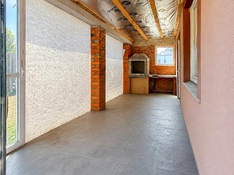 комерційна за адресою Колобова, 9
