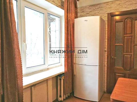 квартира за адресою Золотоустівська вул., 1