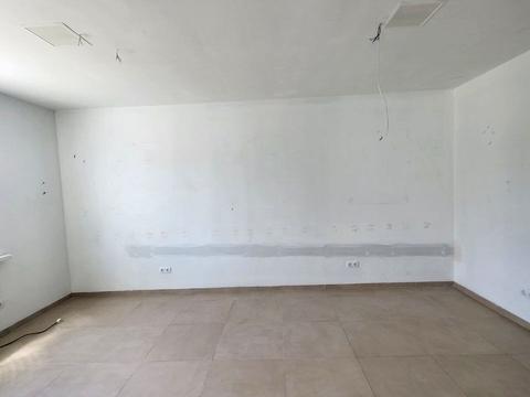 коммерческая по адресу Ревуцкого ул., 54