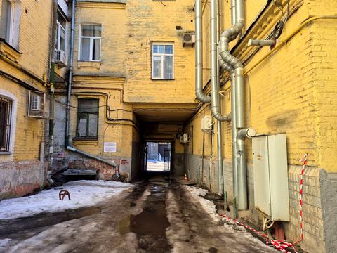 коммерческая по адресу Олеся Гончара ул., 24-А
