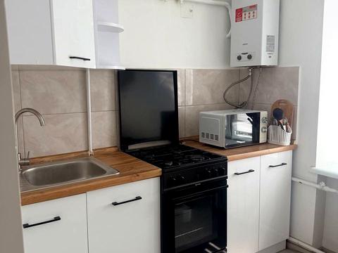 квартира за адресою Петриківська вул., 25