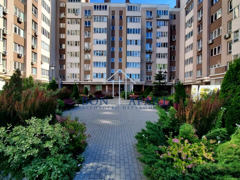 квартира по адресу с. Гатное, Приозёрный бульв., Будинок 9