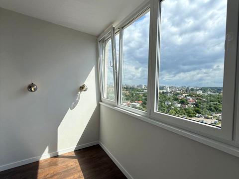 квартира за адресою Бережанська вул., 56