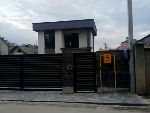 будинок за адресою Степана Бандери вул., 16