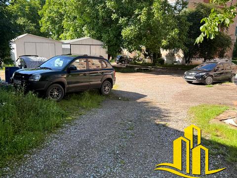 комерційна за адресою Степана Бандери, 112 А