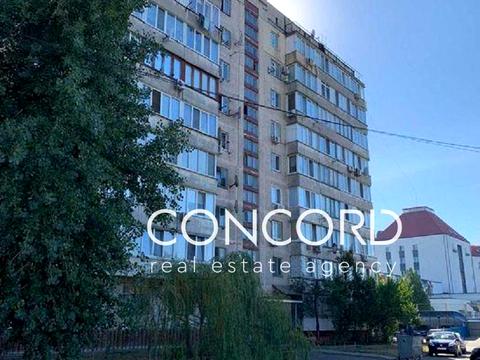 квартира за адресою Героїв полку "Азов" вул. (Маршала Малиновського), 4