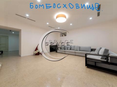будинок за адресою Клінічна вул.